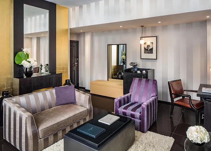 60 Hyde Park Gate Hotel